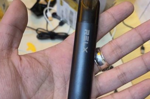 悦刻三代灵点和 Asvape新品TOUCH一体注油式小烟电子烟正品价格及口感哪款比较好